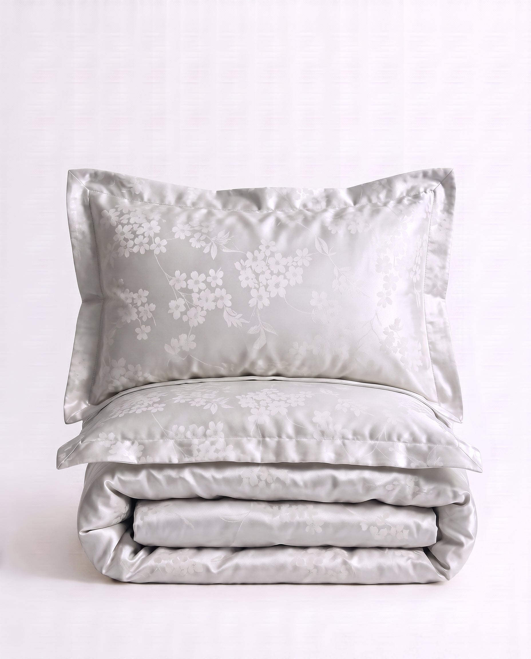 Duvet Cover Set – Flowers (Jacquard Polycotton)