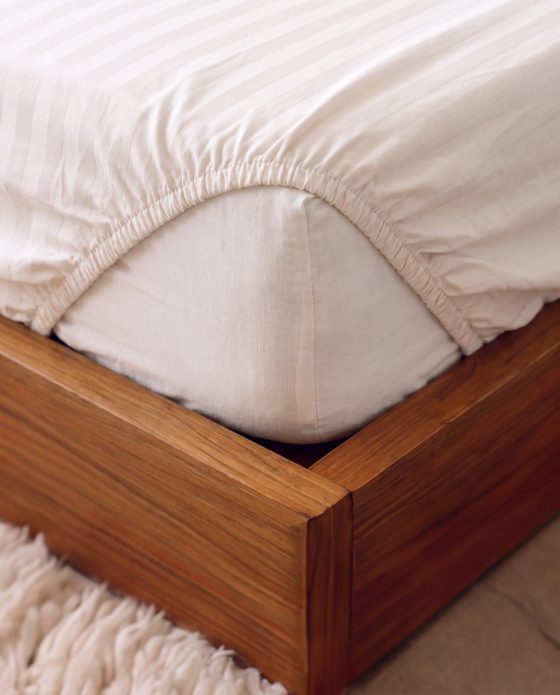 Striped Bedsheet Set – Microfiber