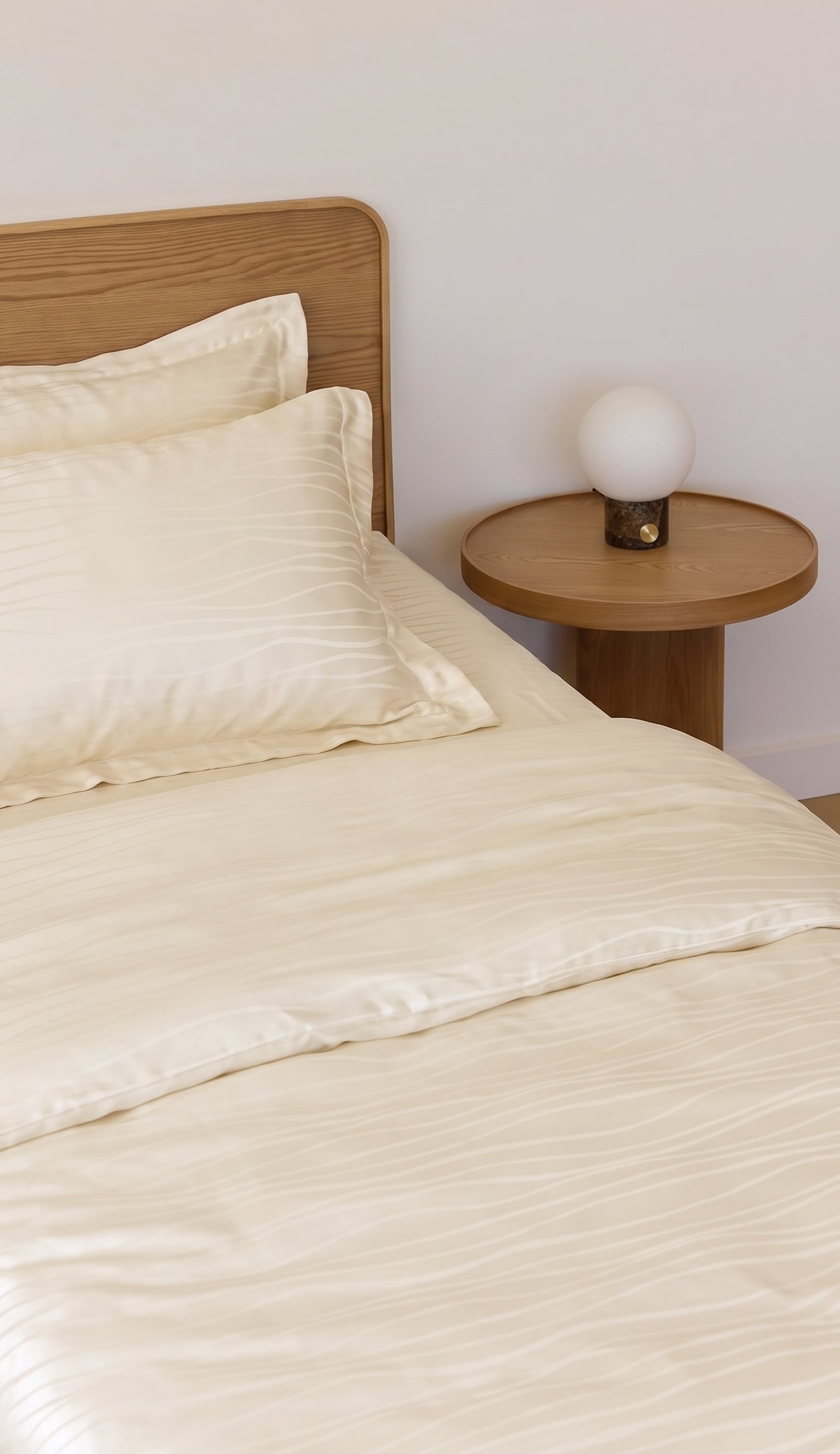 Duvet Cover Set – Wavy Stripes (Jacquard Polycotton)